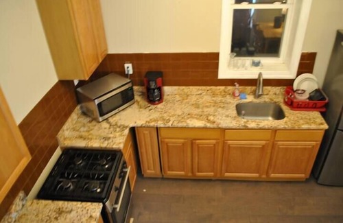 Newark House | Motel Casa Downtown Guest House