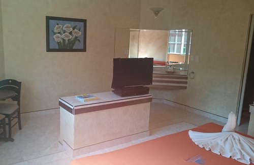 Downtown Cancun Hotel | Motel Costa Express
