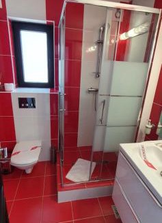Sendreni Hotel | Motel Didona B