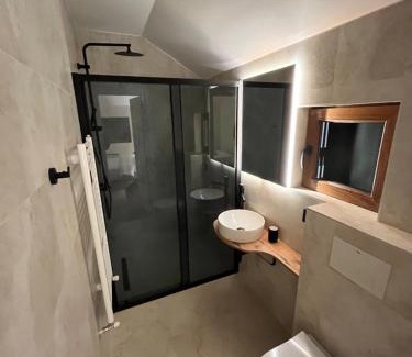 Strmosten Hotel | Motel Lepo Mesto