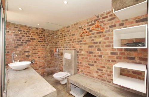 Greater Johannesburg Metropolitan Area House | Motel Mi Pi Chi