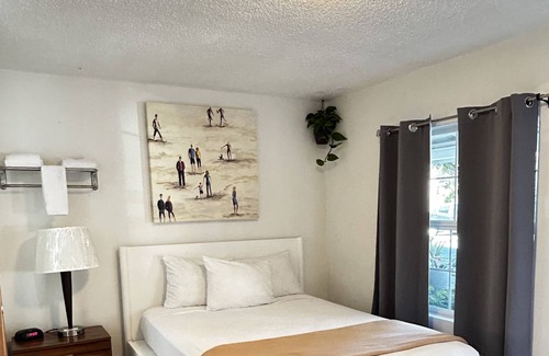 Pacific Beach Hotel | Motel San Diego - In San Diego (Pacific Beach)