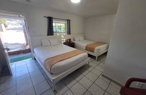 Pacific Beach Hotel | Motel San Diego - In San Diego (Pacific Beach)