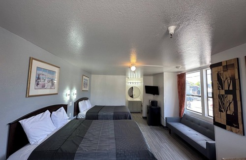 Westside Santa Cruz Hotel | Motel Santa Cruz