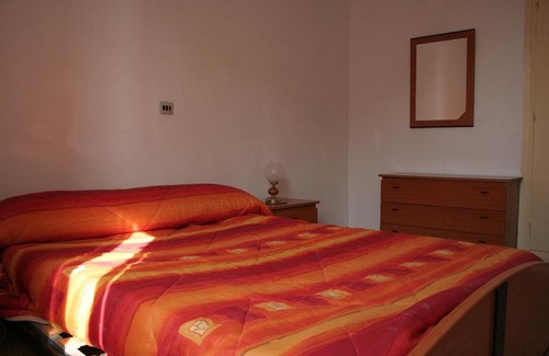 Motril Apartment | Motril primera línea de playa, 3 habitaciones, terraza sobre el mar, 4º SIN ASCENSOR