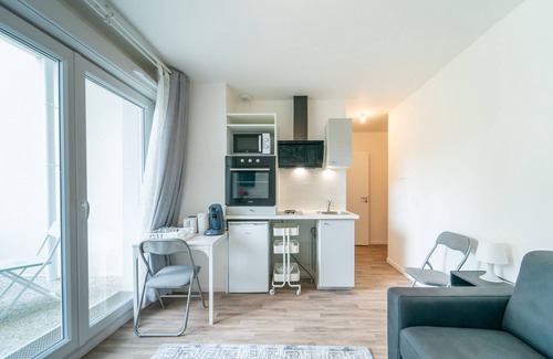 Bondy Apartment | Moulin à Vent A03 - Studio avec terrasse