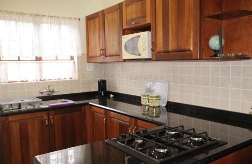 Makhado Cabin | Mount Azimbo Lodge