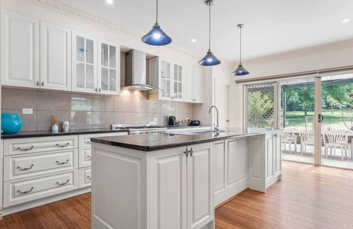 Mount Bolton House | Mount Bolton Retreat