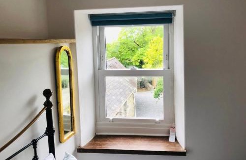 Newcastle Emlyn House | Mount Cottage