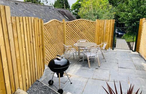 Newcastle Emlyn House | Mount Cottage