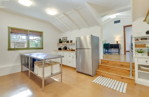 Mount Dora House | Mount Dora Home: Private Pool, Spa & Tropical Bar!