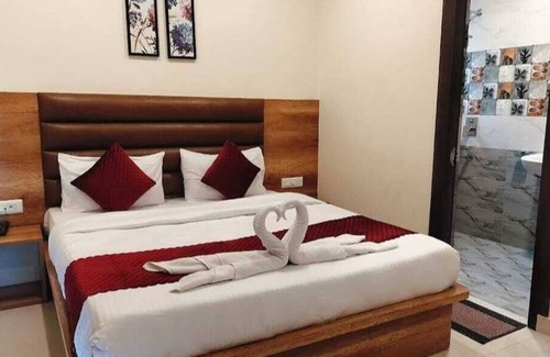 Dharamshala Hotel | MOUNT INN HOTEL