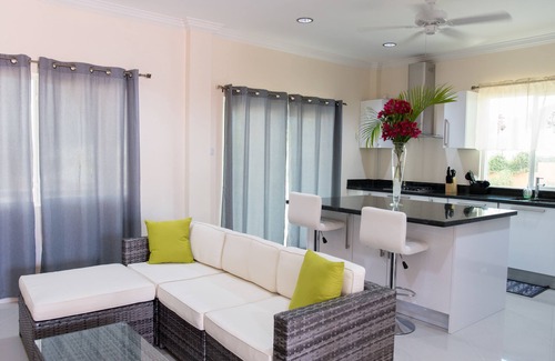 Gate Park Apartment | Mount Royal Luxury Condos