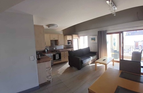 Greater Johannesburg Metropolitan Area Apartment | Mount Royal Morningside