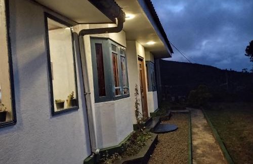 Nuwara Eliya Ski Chalet | Mount View Cottage