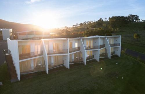 Mount View Apartment | Mount View Estate One Bedroom Country Stay The Lavender Escape
