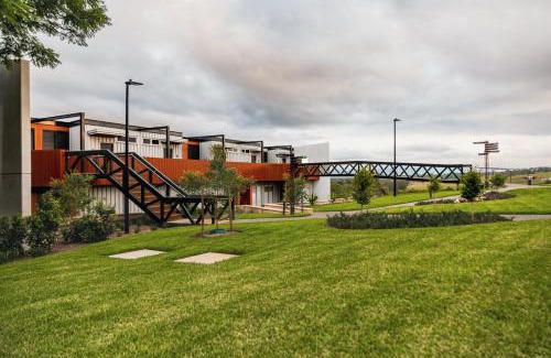 Mount View Apartment | Mount View Estate One Bedroom Country Stay The Willow Escape