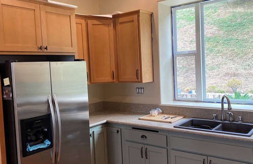 Mira Monte House | Mountain and Meadow View HomenClose to Ojai and Ventura