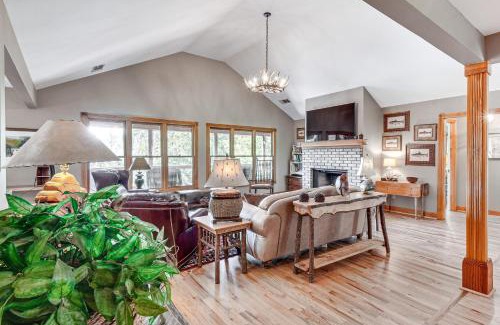 Dahlonega House | Mountain and Waterfall Views Stunning Dahlonega Gem