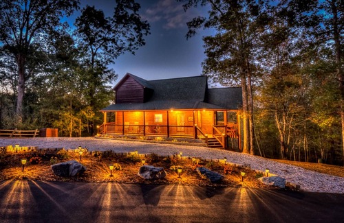 Blue Ridge House | Mountain Bear Lodge by Escape to Blue Ridge