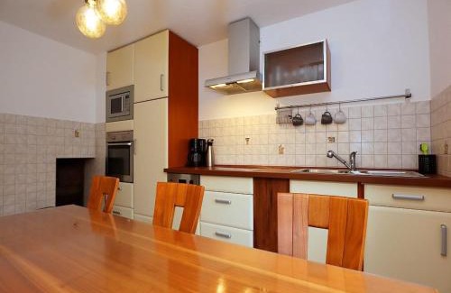 Villingen-Schwenningen Apartment | Mountain Biker s Farmstay