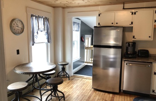 East Burke House | MOUNTAIN BIKE/SKI/SNOWMOBILE !