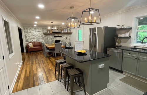 Boomer House | Mountain Bliss oasis - 40 acres on W. Kerr Scott Lake - just outside Wilkesboro