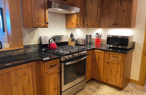 Brevard Apartment | Mountain Cabin in Brevard, Private Apartment, Incredible Views, Close to town.