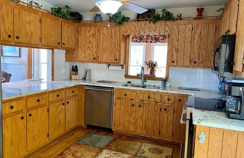 Ferguson Cabin | Mountain Cabin,Panoramic View,Hot Tub, WiFi, Grill,Deck