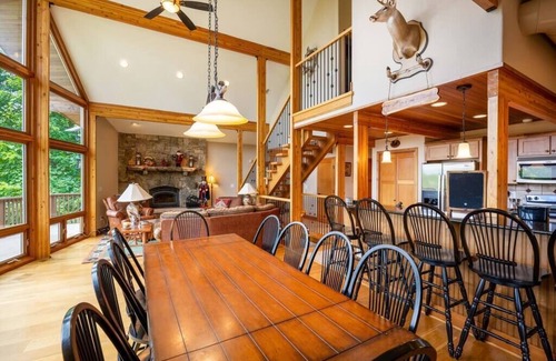 Robbinsville Ski Chalet | ★ Mountain Chalet Getaway with Breathtaking View★