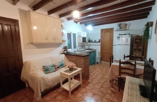La Herradura Cottage | Mountain cortijo with sea view, 10 km from the beach of La Herradura.