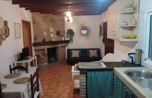 La Herradura Cottage | Mountain cortijo with sea view, 10 km from the beach of La Herradura.
