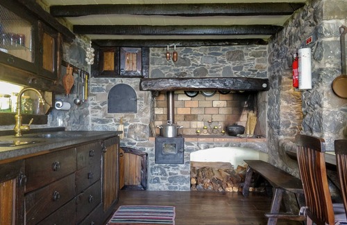 Calheta Cottage | Mountain Cottage - Away from it all!