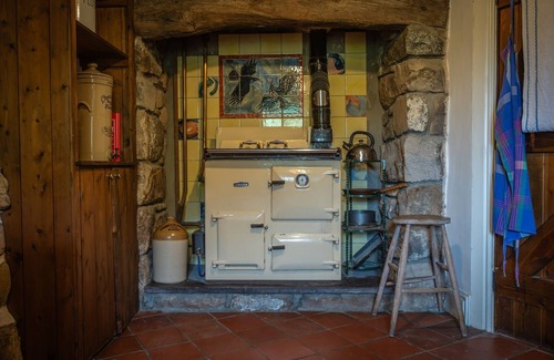 Rhyd-y-clafdy Cottage | Mountain Cottage - sleeps 7 guests in 3 bedrooms