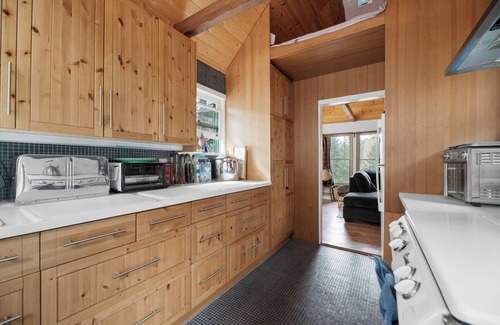 Boulder Bay Cabin | Mountain Cottage