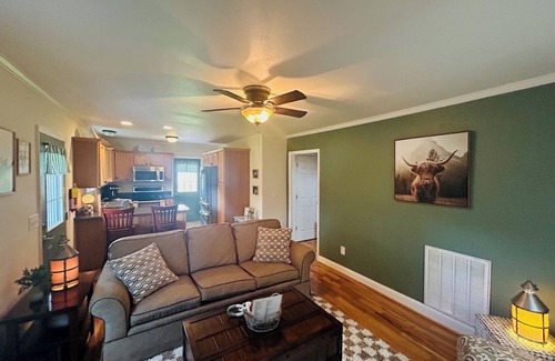 Chickamauga Cottage | Mountain Cove Farms Resort