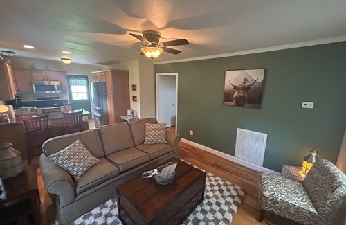 Chickamauga Cottage | Mountain Cove Farms Resort