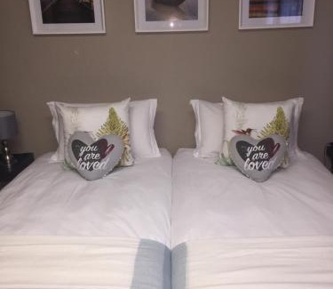 Hazyview Cabin | Mountain Creek Lodge
