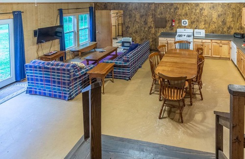 Sylva Cabin | Mountain Creek - Spacious, Creekside Mountain Home, Great Fishing!