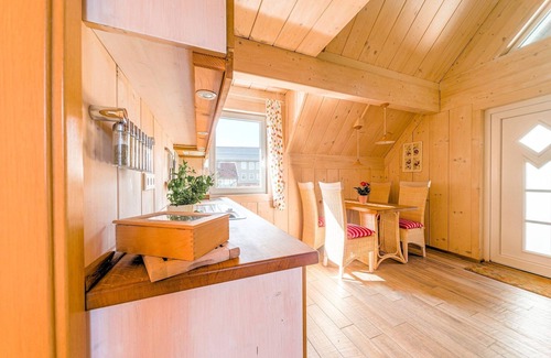 Langer Berg Apartment | Mountain Apartment Getaway