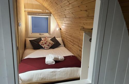Marshbrook House | Mountain Edge Resort Mega pod 2 with Hot Tub