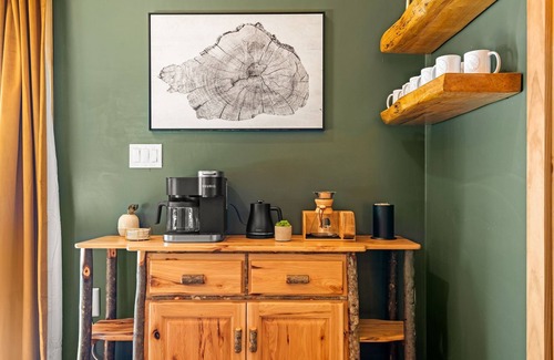 Blakeslee Cabin | Mountain Escape/Hot Tub/Sauna/Firepit/Beach Access