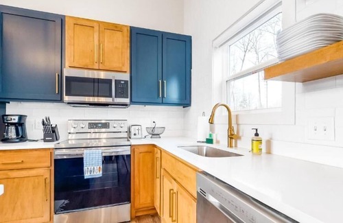 Blairsville House | Mountain Escape - OFF THE GRID "Union County, GA STR License # 021020"