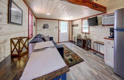 Hayesville House | Mountain Glamping Cabin in Hayesville, North Carolina near the Appalachian Trail