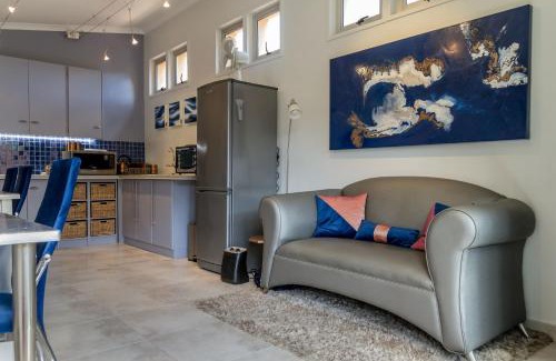 Paarl Apartment | Mountain Glimpse