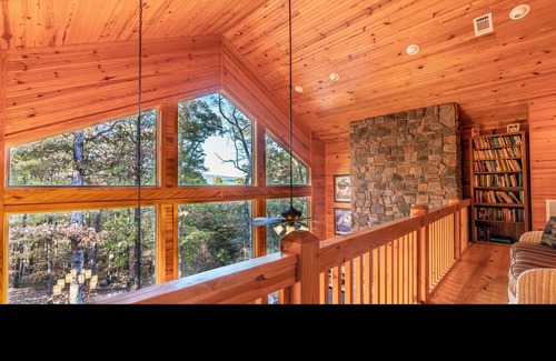 Hot Springs Village House | MOUNTAIN HOME-GOLD STAR WINNER!-A peaceful place to breathe in, breathe out.