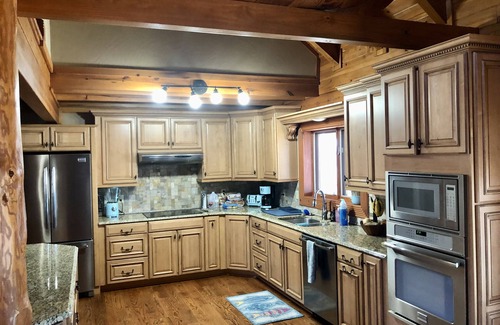 Cotter Cabin | Mountain Home overlooking the White River, Boston Mountains & Valley.