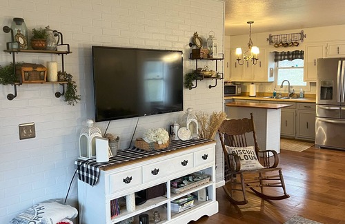 Hampton House | Mountain House near the Appalachian Trail, Watauga Lake, Bristol, & Johnson City