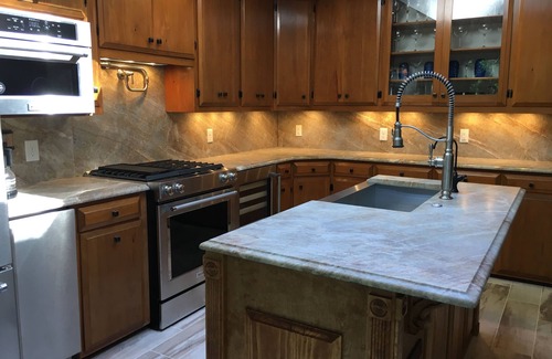 Charlottesville House | Mountain House in Charlottesville, VA Just minutes away from downtown and UVA
