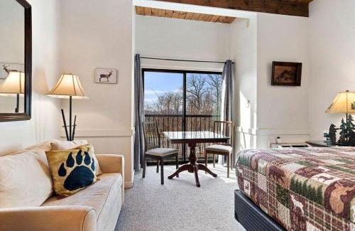 Wintergreen House | Mountain Inn Studio 94 with Wintergreen Advantage
